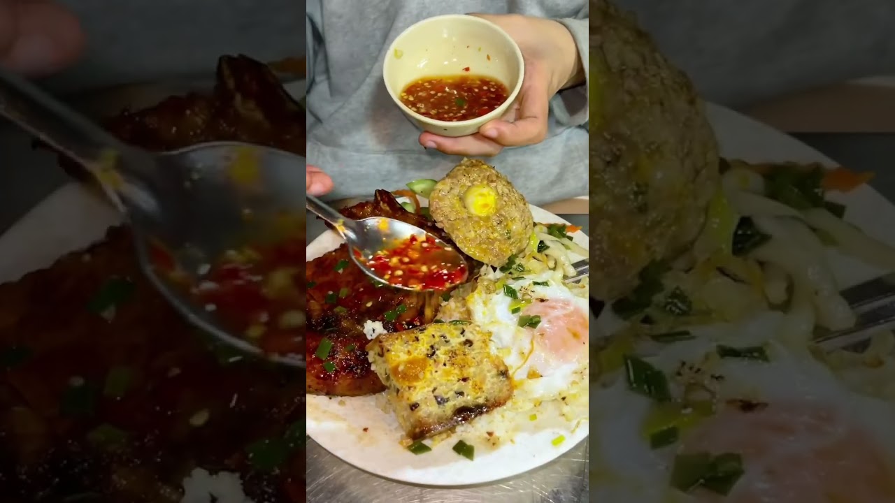 Cheap, delicious broken rice in District 4 rivaling Hong Cau Calmette.