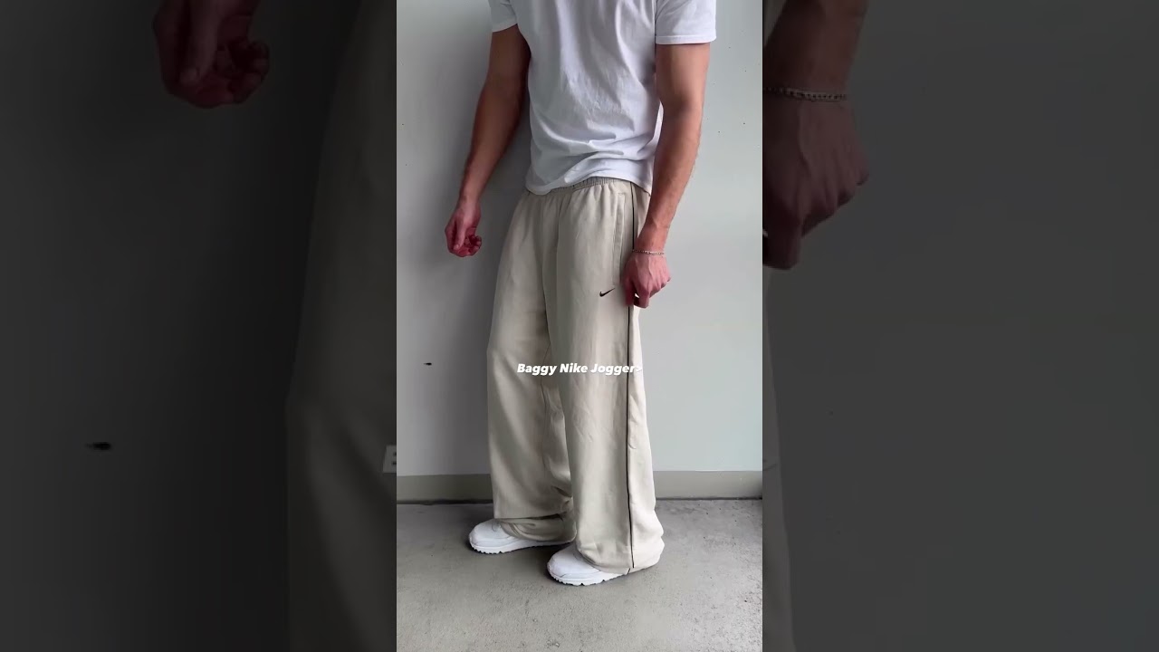 Neeeed Baggy Nike joggers😍 