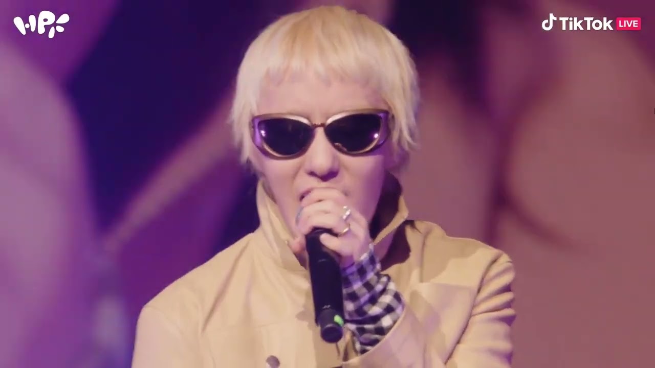 ZION.T AT HIPHOPPLAYA FESTIVAL 2025