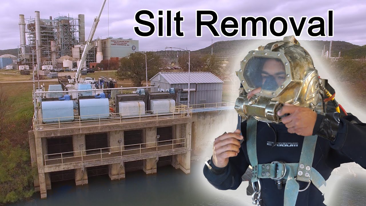 Silt removal out of raw water intake structure