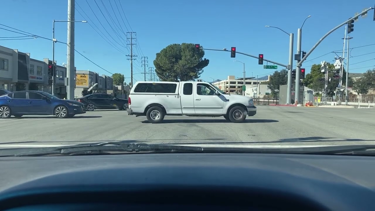 Jonah Drives to School