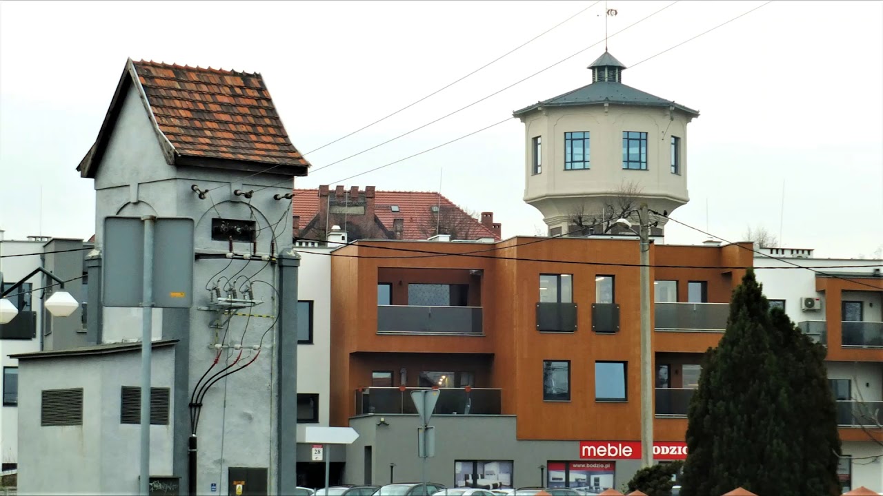 Strzelce Opolskie. Spacer z aparatem foto po mieście. Agonia Intermarche.  07.12.2020 r