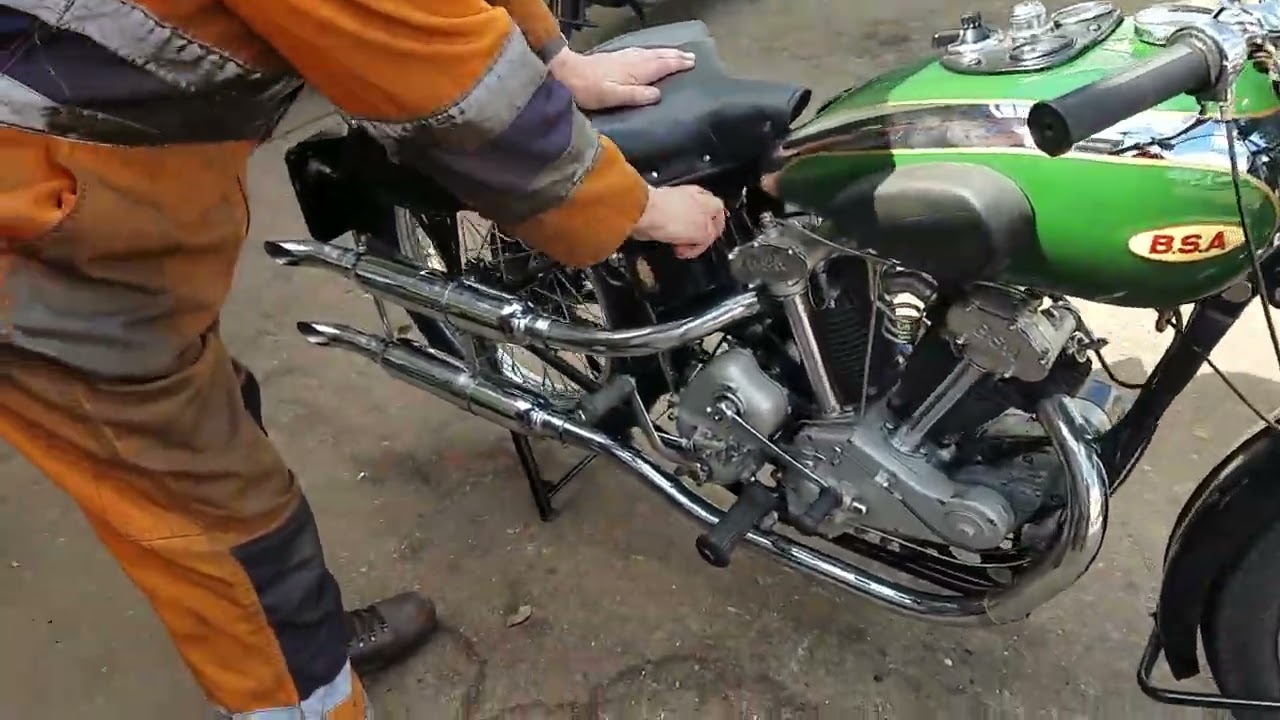 1937 BSA H15 (J12) 500cc at Andy Tiernans #09166BSA