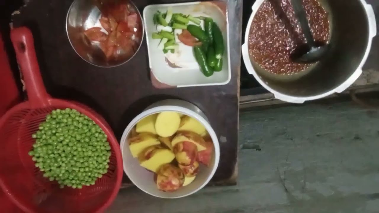 aloo matar ka salan sajid ramzan vlogs #food #vlogs