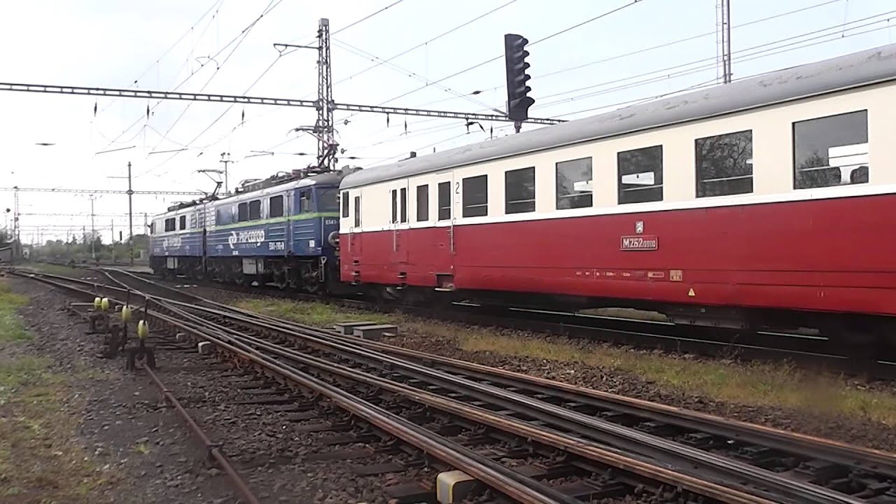 Železnice-ET 41 si odvezla motorový vůz