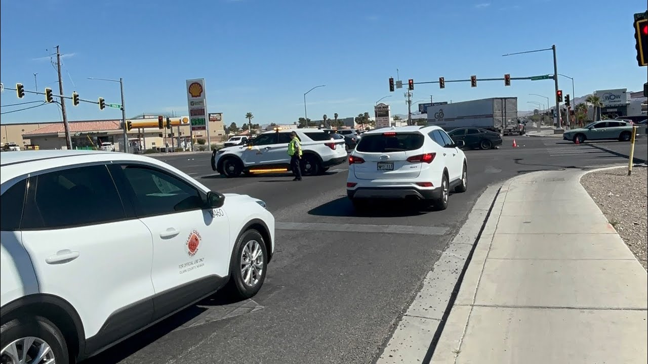 Getting a video in my ex Neighbourhood vlog 147