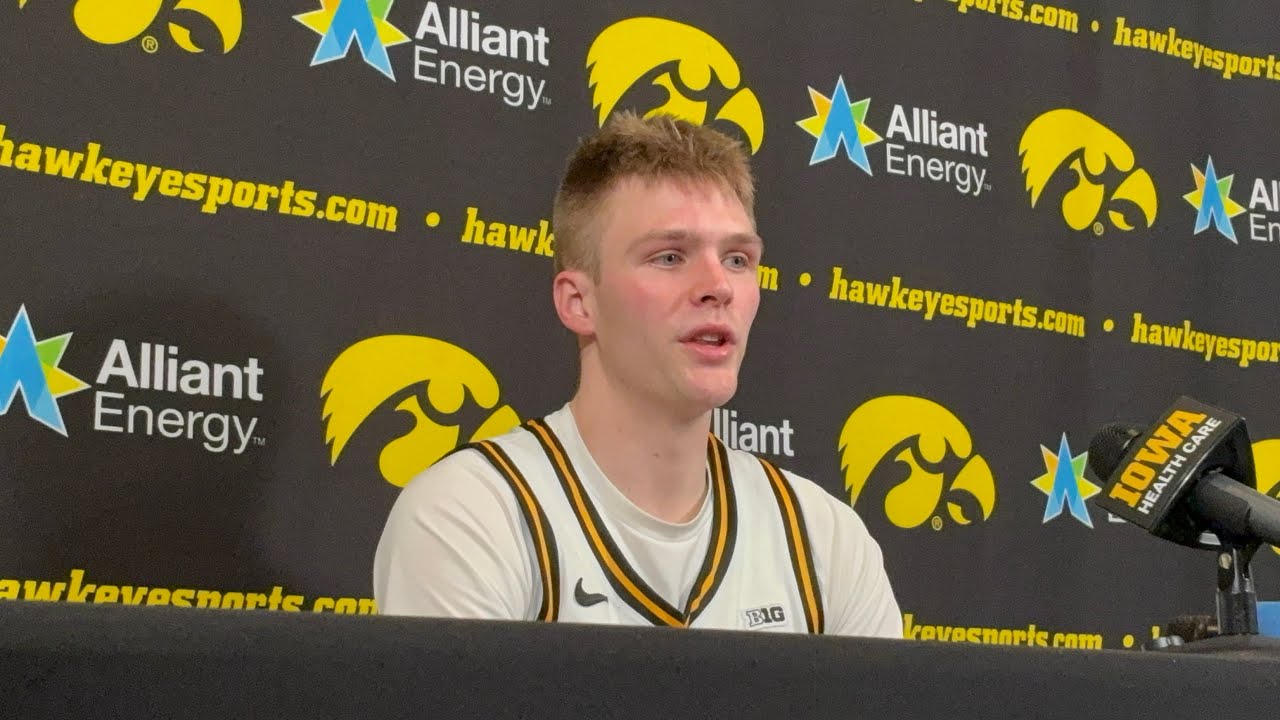 Bennett Stirtz reacts to Iowa basketball’s win over USC