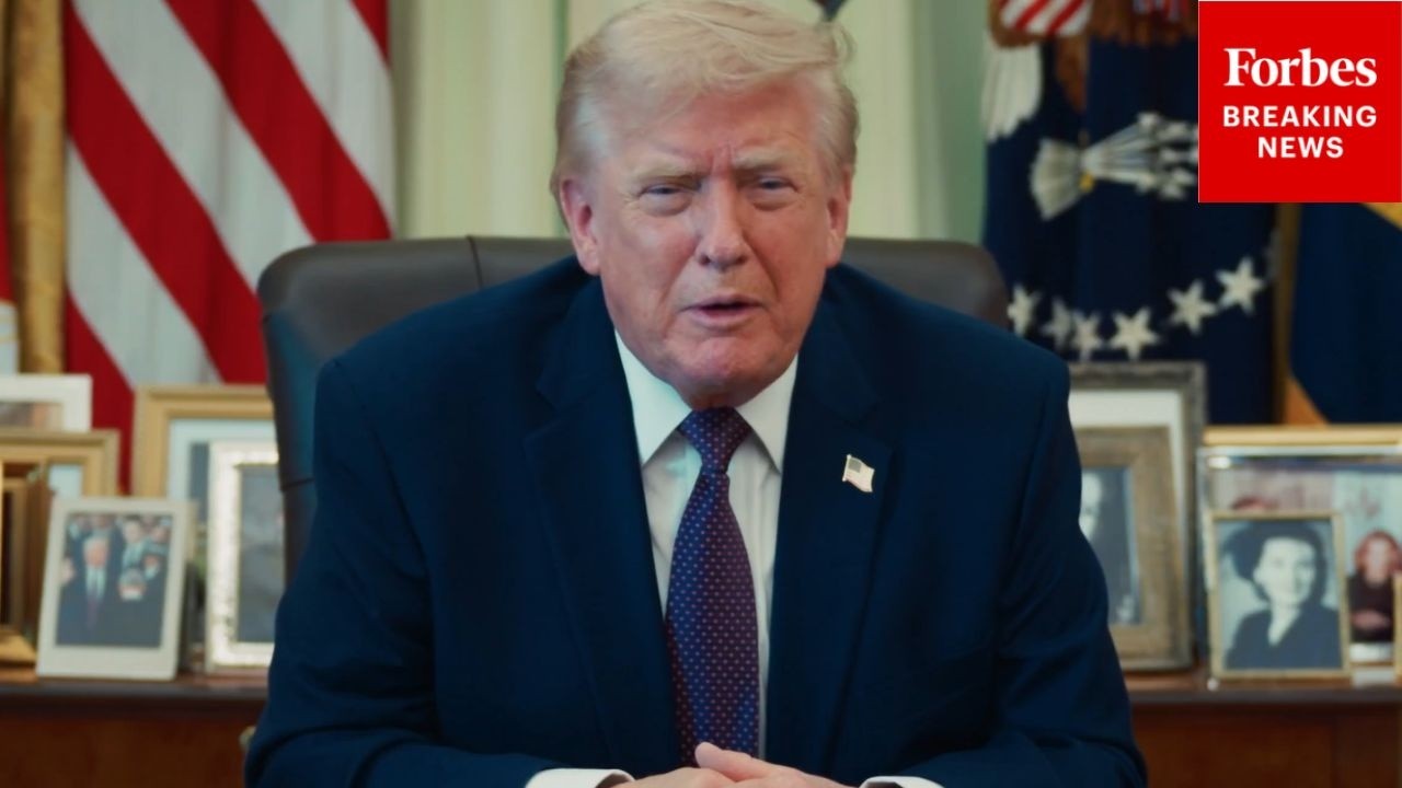 СРОЧНЫЕ НОВОСТИ: Президент Трамп представляет новую инициативу Минюста &laquo;Образцовые города&raquo;