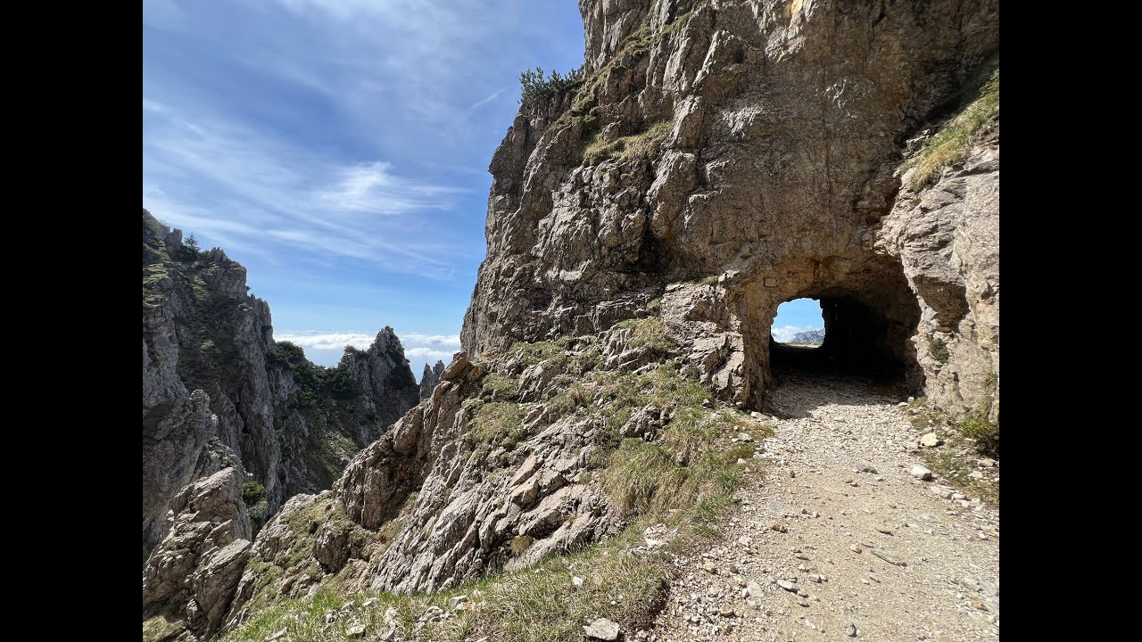 LA STRADA DELLE 52 GALLERIE, ALTOPIANO DEL PASUBIO, PREALPI VICENTINE