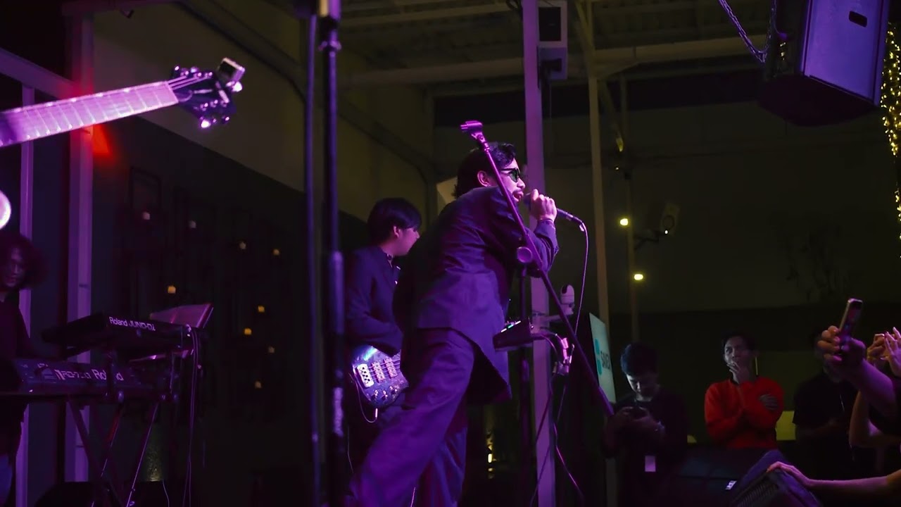 Romantic Echoes - Tentang Bunga Live at Orca Day, Bandung