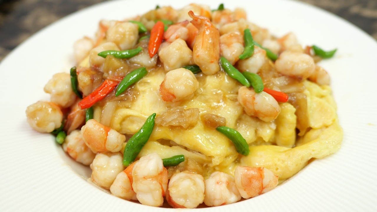 ข้าวไข่เจียวราดกุ้งผัดพริกขี้หนูสวน วิธีทำพร้อมวัตถุดิบในการทำอย่างง่ายๆ ทำกินเอง | เสือหิวChannel