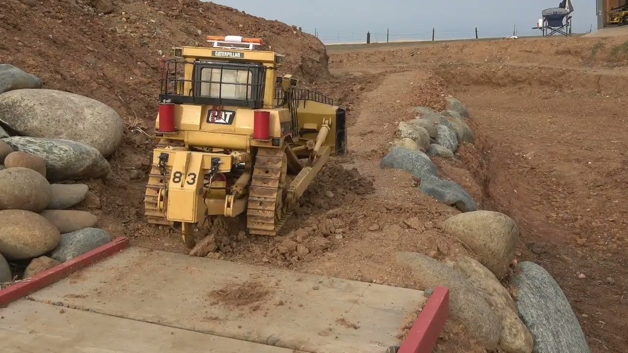 Road work pt. 3- 480DL, D10 dozers