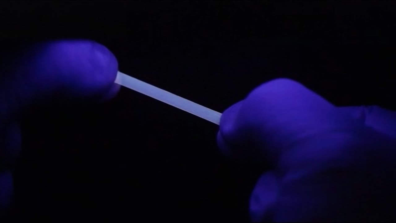 Polymer reversibly glows white when stretched - Headline Science