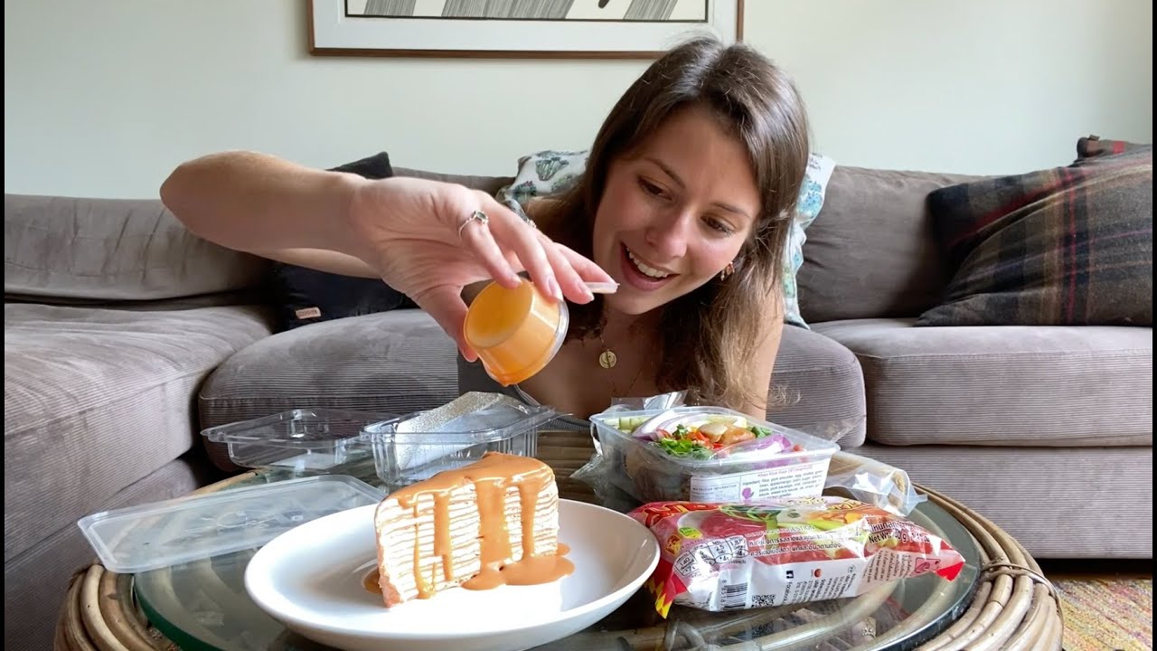 🇹🇭 SNACK ATTACK: Thai Snack Taste Test ft. the ULTIMATE Dessert 🇹🇭