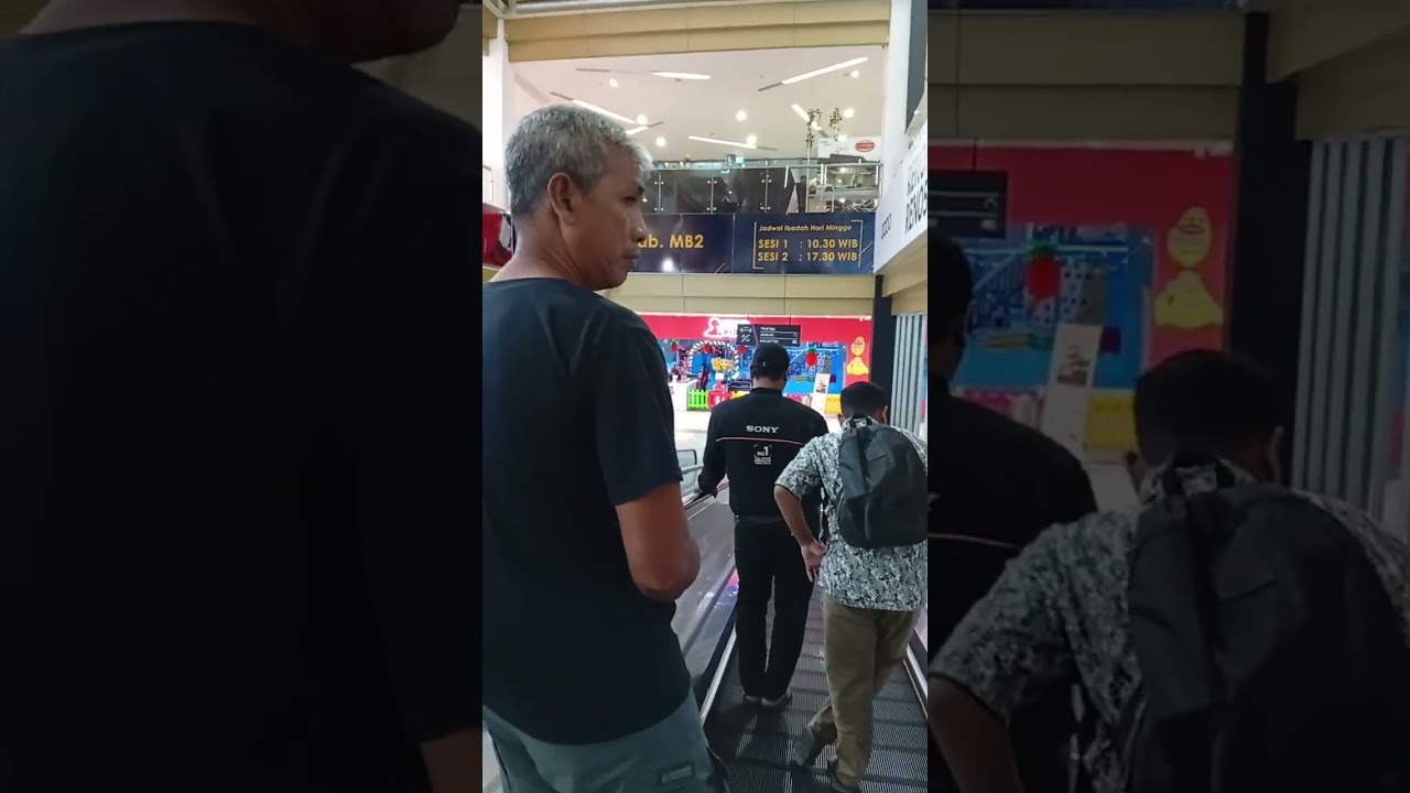 Ngajak nak Lanang,selagi masih ada jiwa anak anak nya,kalo dah besar sibuk dengan diri nya sendiri