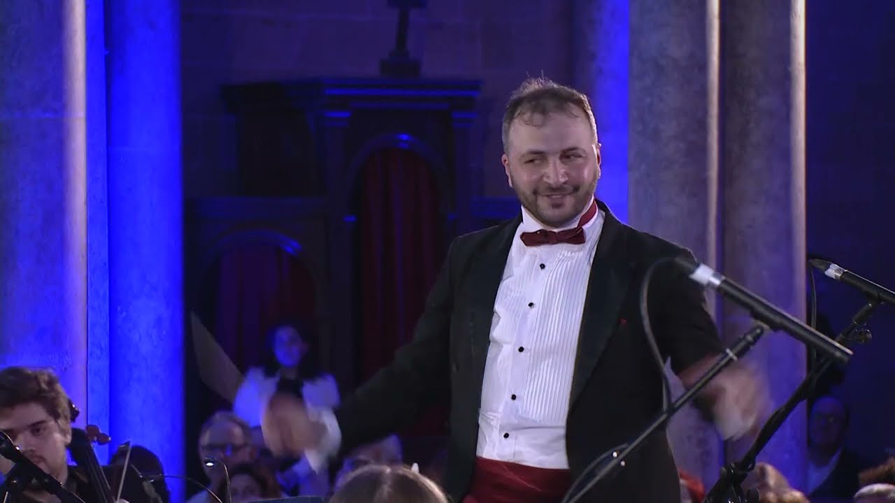 Waltz Masquerade - Aram Khatchaturian conducted by Garo Avessian