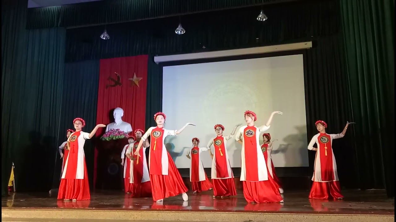 Múa ĐẤT NƯỚC LỜI RU - Liên hoan các nhóm tuyên truyền ca khúc cách mạng 2022