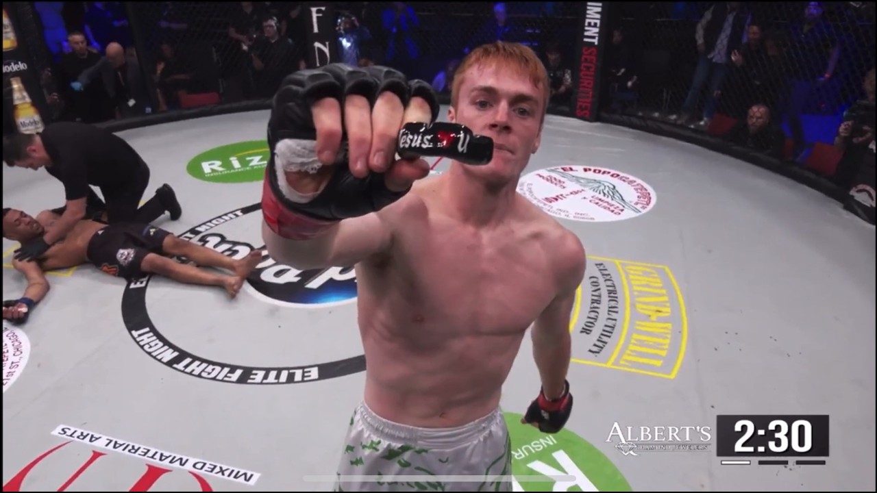 Quinton Hancock Scores Head Kick KO in MMA Debut | Muay Thai Striker Goes 1-0 | Bloomington IL MMA