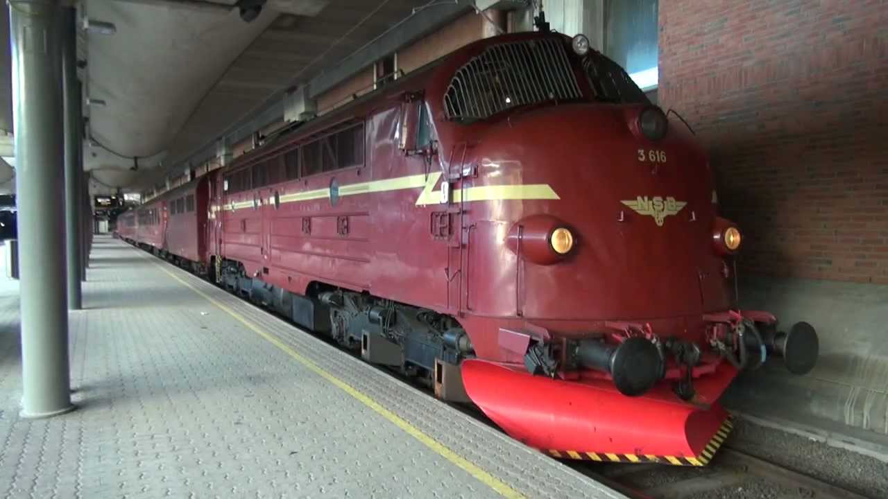 NSB Di 3.616 på Oslo S