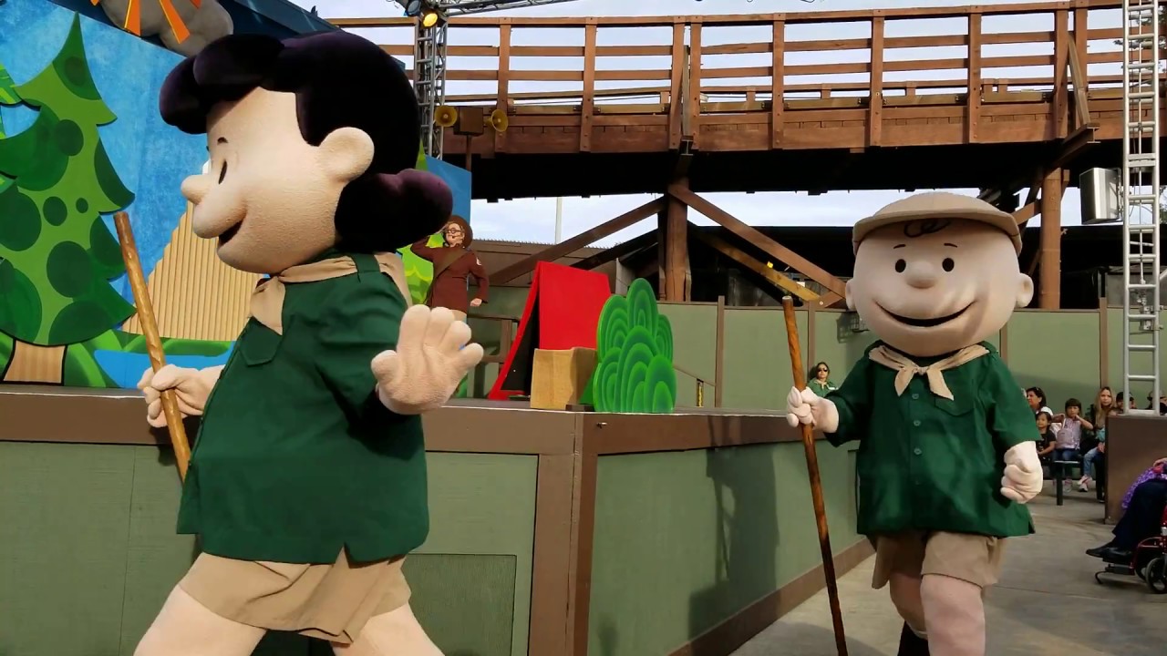 Charlie Brown Says - Camp Snoopy Theater - Knott's Berry Farm