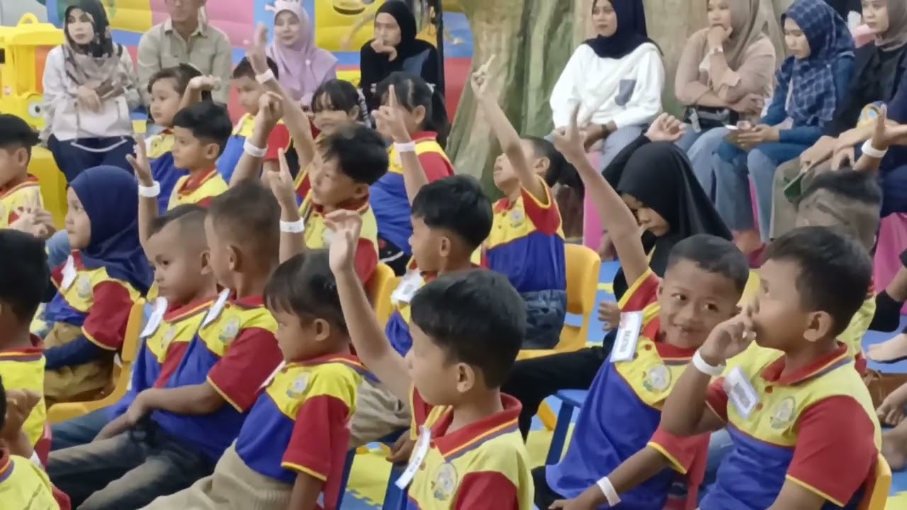 Akhtar Ikut Pentas Baca BIMBA AIUEO