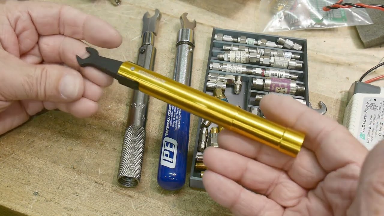 #1443 Using a Torque Wrench on a TinySA or NanoVNA