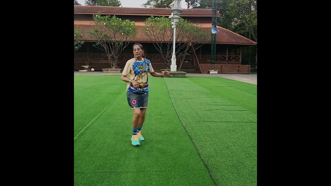 ไลน์แดนซ์.#บัวตูมบัวบาน.#ขอบคุณครูแป๋ว.#ครูนีนี่ไลน์แดนซ์ #dance #เชียงราย 
