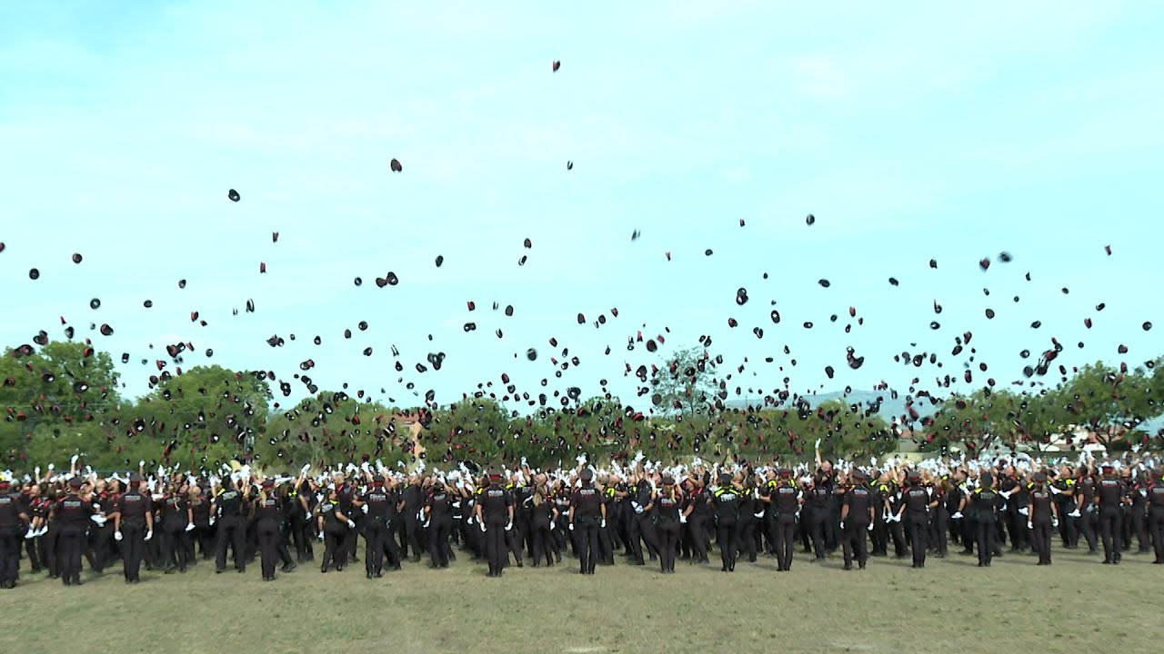 Gorras al aire: se gradúa la 36 promoción del Curso de Formación Básica para Policías 2023
