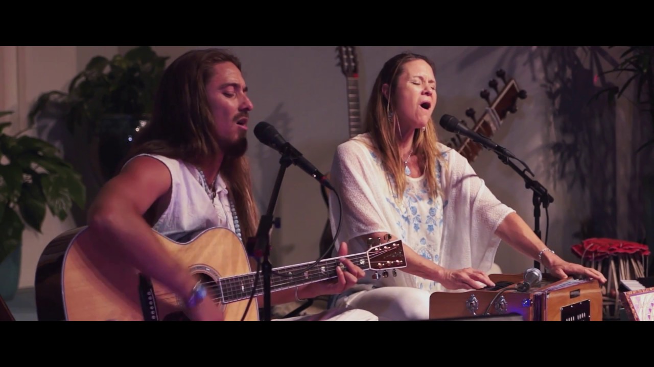 Ang Sung Wahe Guru/Love Like the Sun 