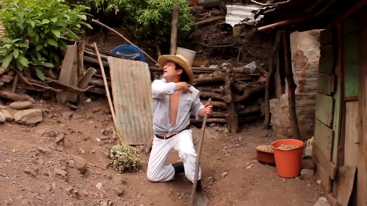 El Paisanito POETA  TUESTA. MANI EN EL HORNO DE LEÑA / PARTE DOS