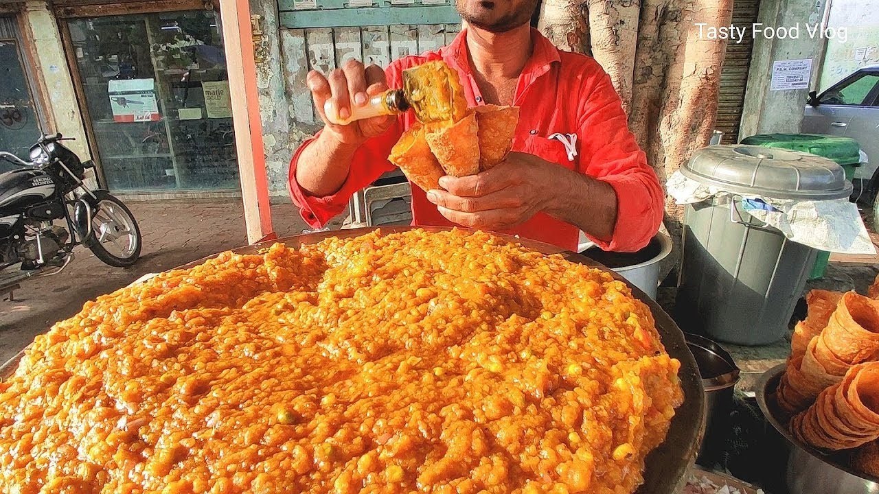 India's Most Unique Chaat Bhaji Cone || Street Food India