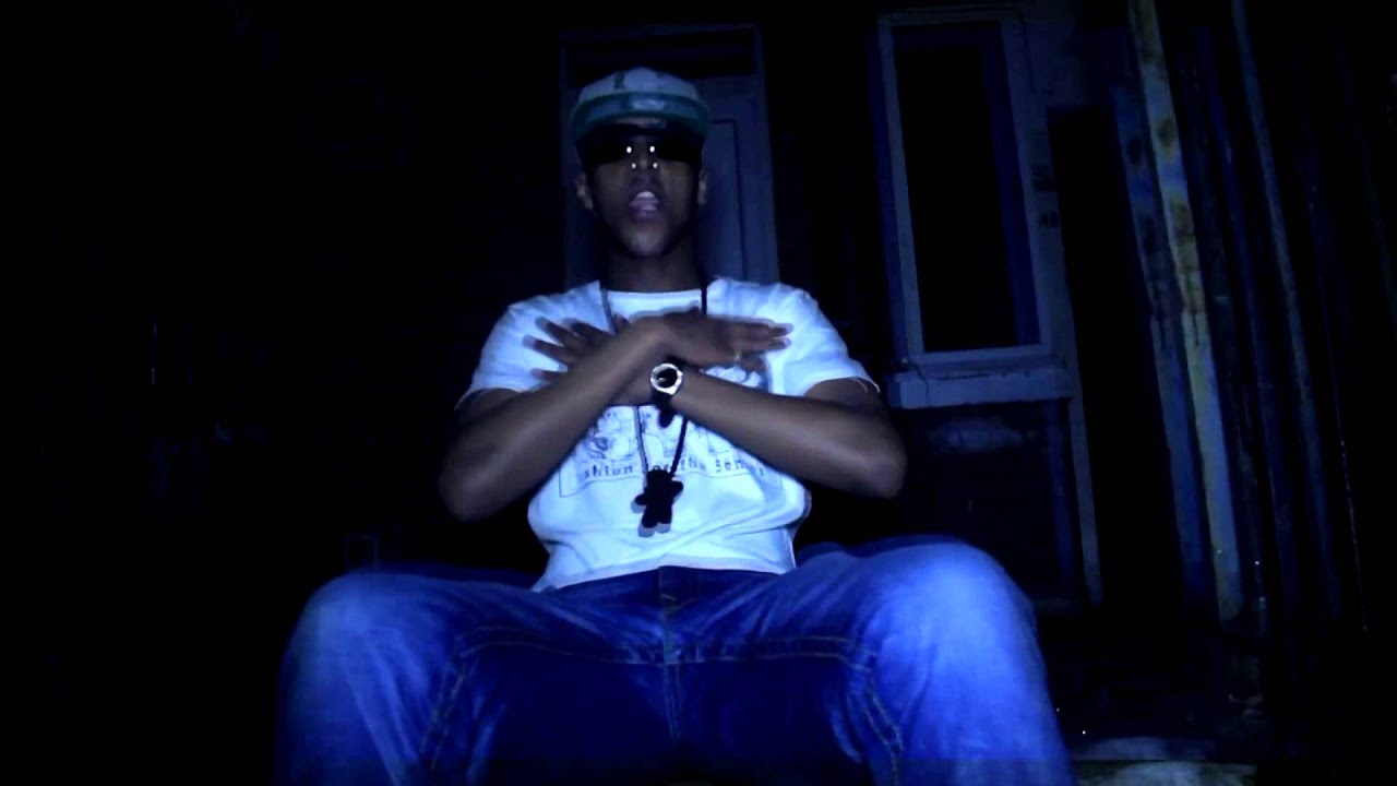 Elmz - 100 Flows [Music Video] @itspressplayent [@ElmzLondon]