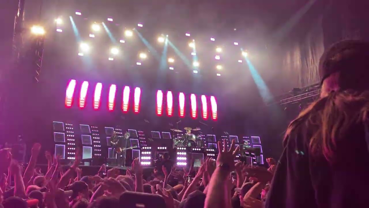 @GreenDay Ottawa Bluesfest 7/18/25 - Dilemma - Saviors Tour (better quality,landscape format)