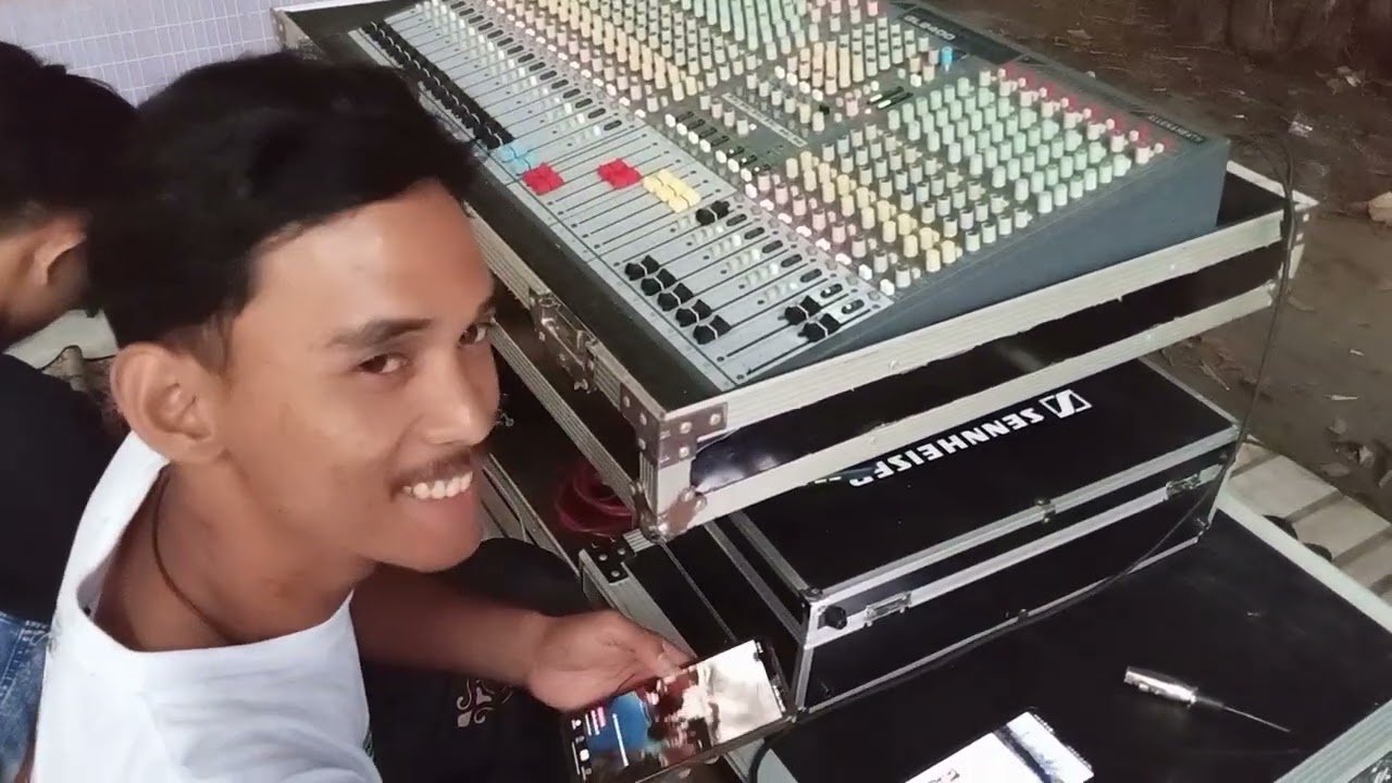 ZPB digital audio nganjuk Hajatan horeg 8 subwoofer model gapuro ,yang lagi trend saat ini 🔊