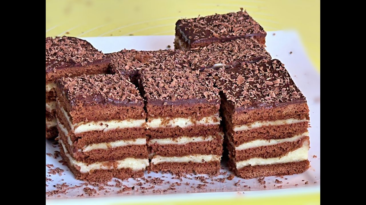 Prajitura cu foi cu miere si cacao, umpluta cu crema de vanilie #640
