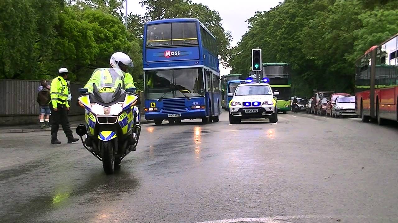 Buses being escorted by Isle of Wight Police