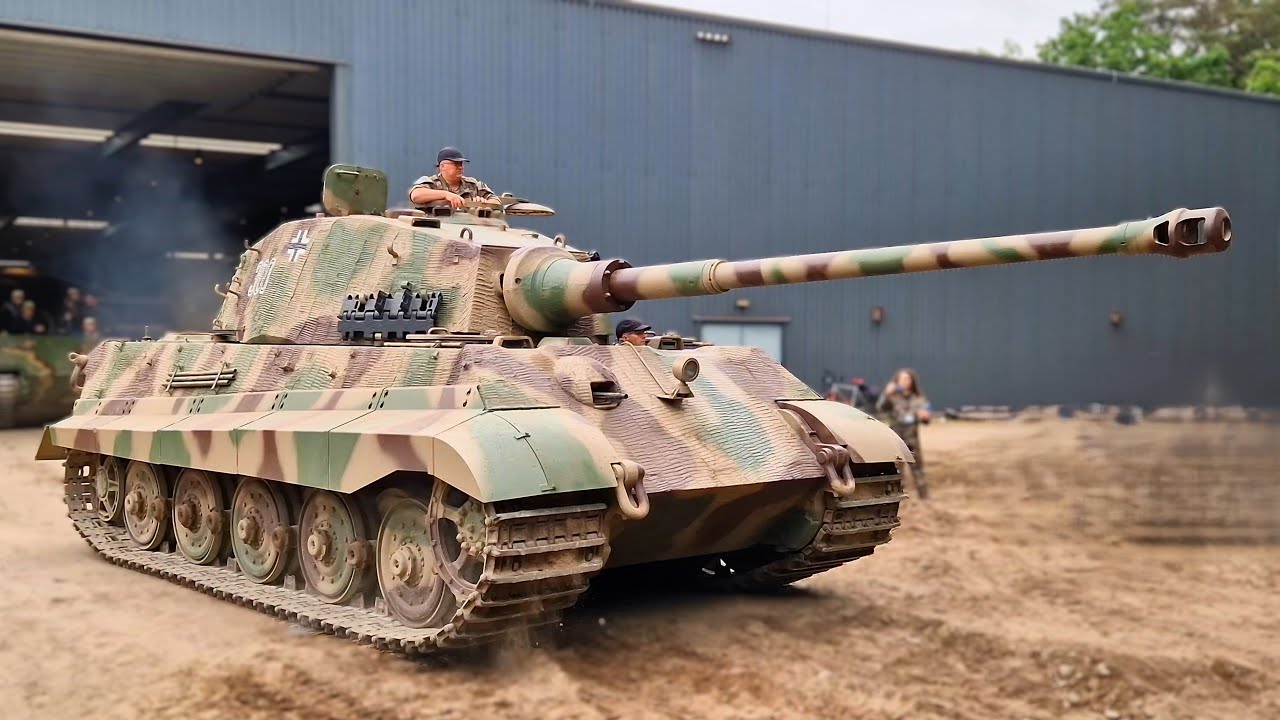 KingTiger and many other rare vehicles in Action at Militracks 2025! 💥Morning ride from the museum