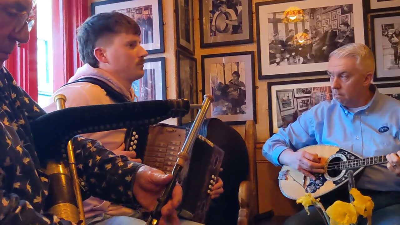 March 15 2024 Traditional Irish Music in Tig Coili Pub , Galway.
