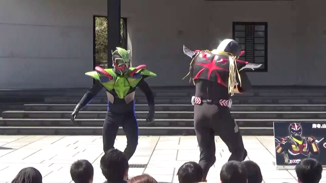 超神ネイガーショー　2017年4月　本荘公園さくらまつりで、突然人口減少問題を