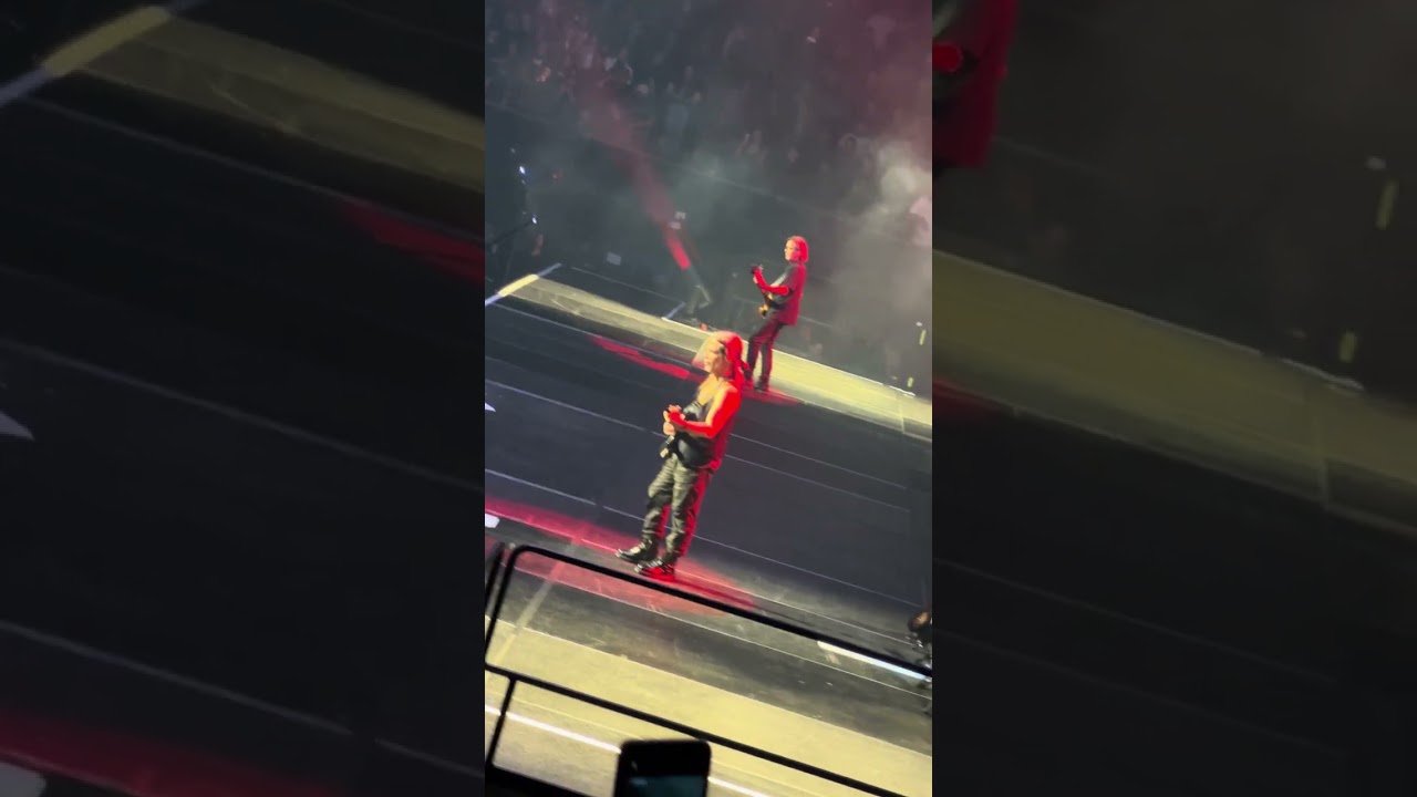 Maná en vivo clavado en un bar los angeles california 11/15/2025 