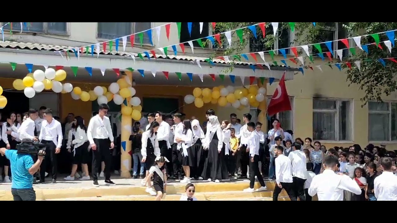 Cəlilabad rayonu uzuntepe kəndi 1 nomreli məktəb orta