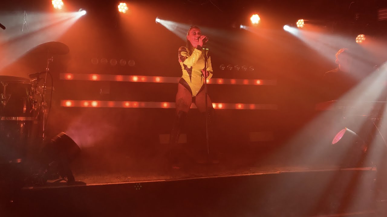 ABREU - Huuliharppu (Antonio) (Live) - Apollo 29/10/2022 Turku