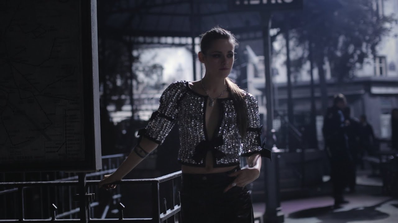 Behind–the–scenes of the Paris in Rome 2015/16 Métiers d’art Show – CHANEL Shows