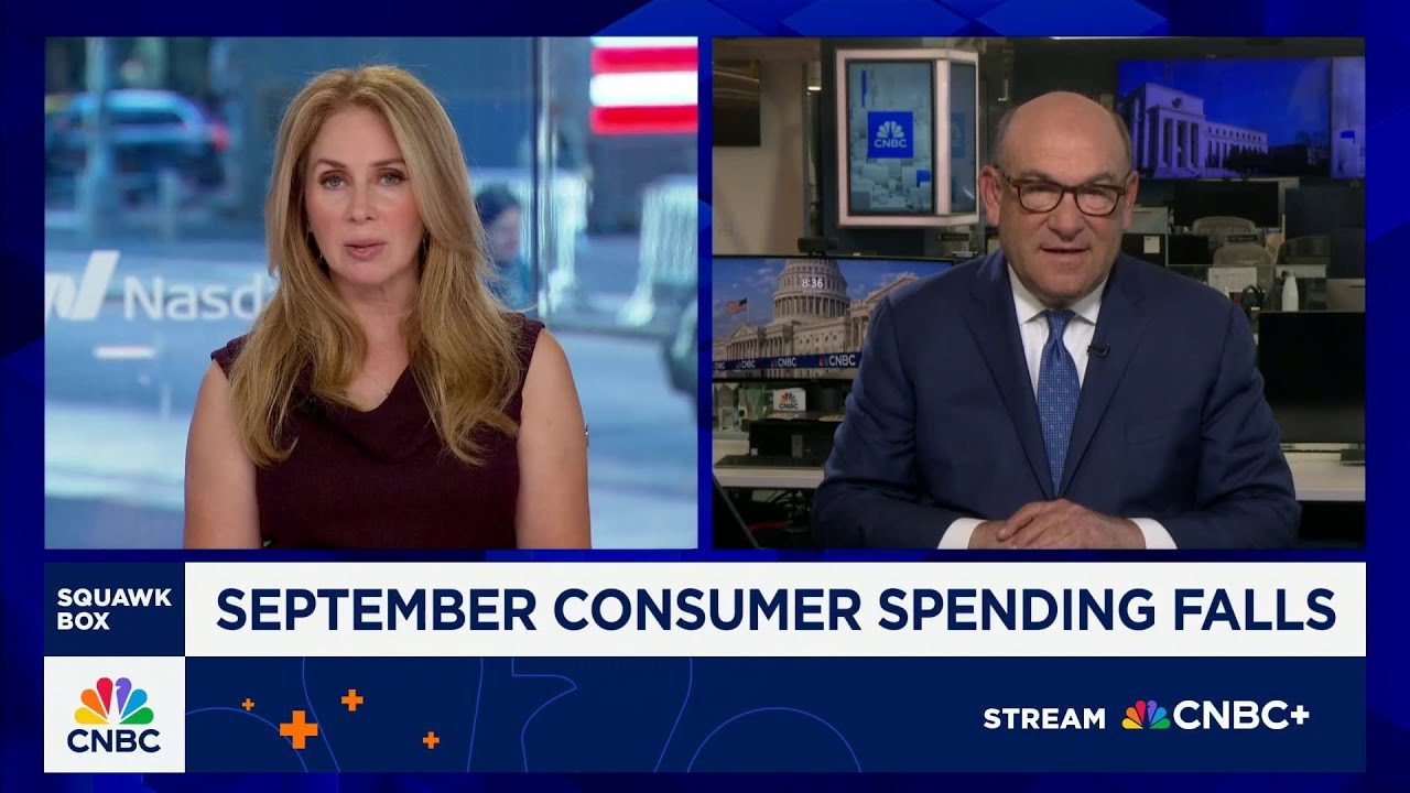 Consumer spending falls in September, CNBC/NRF Retail Monitor finds