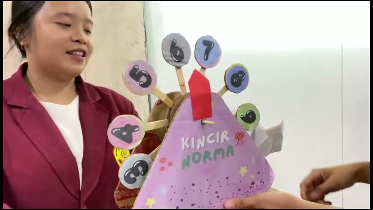 Video praktik mengajar menggunakan media pembelajaran 