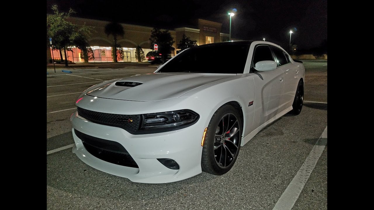 Cobra vs Charger 392 Scat Pack