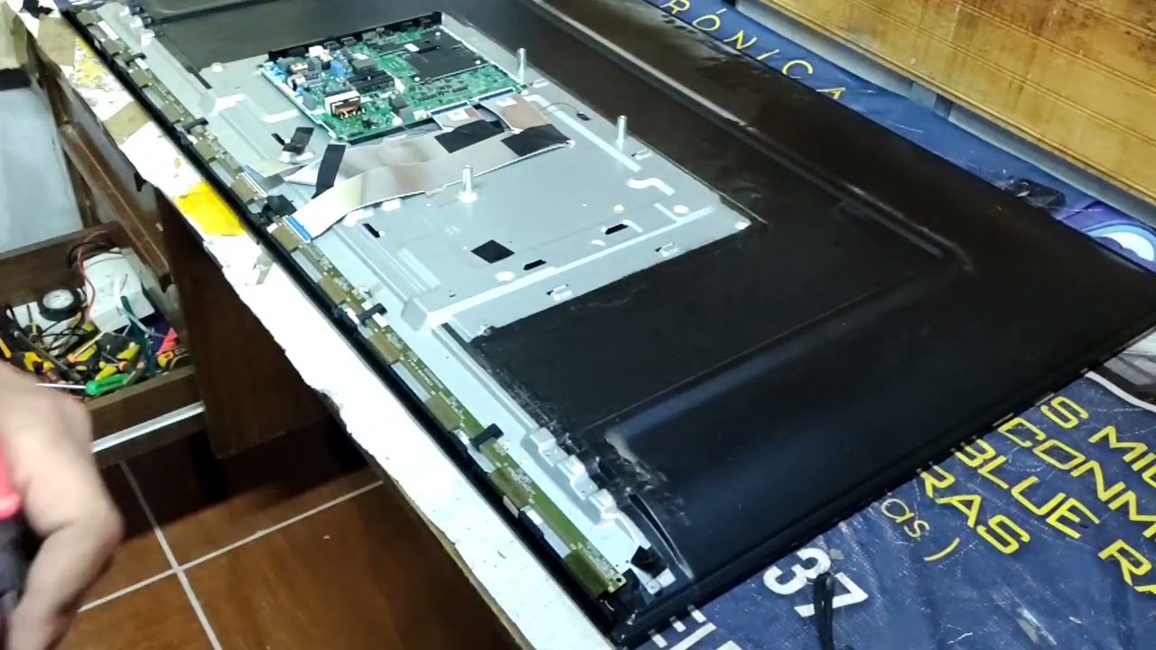 REPARACIÓN DE TELEVISOR SAMSUNG MODELO UN55NU7095G FALLA DE PANTALLA OSCURA. SUSCRÍBETE