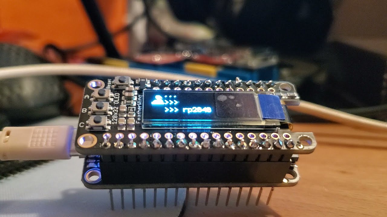 Adafruit Feather RP2040 w/ OLED Feather as External monitor?!? #shorts