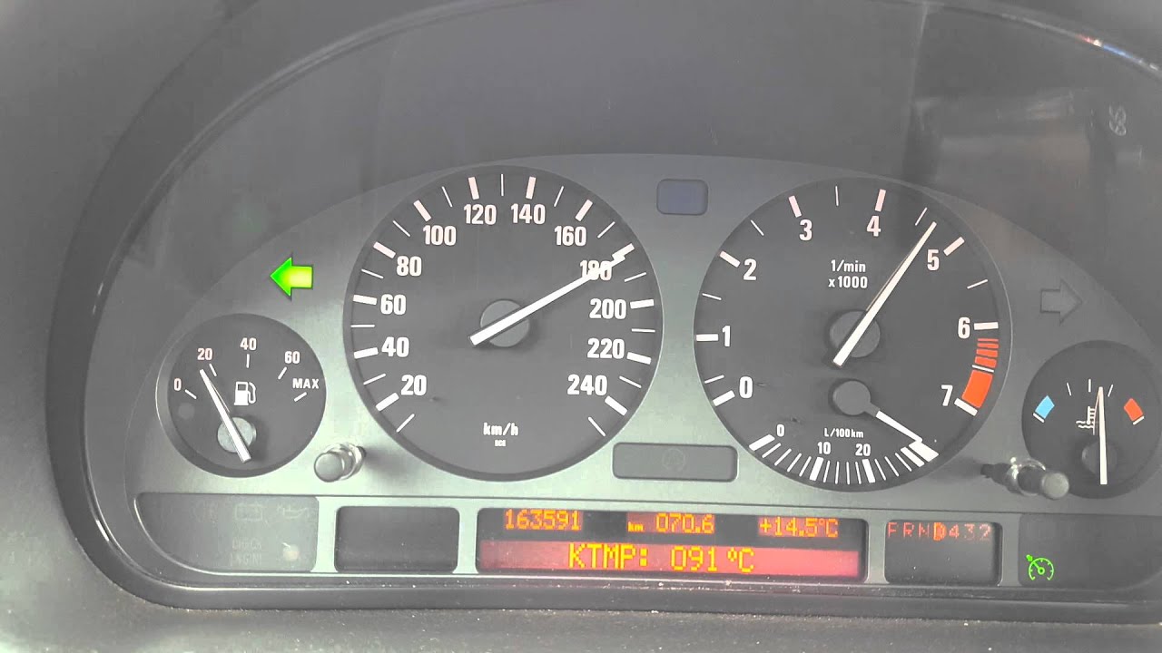 BMW 740i E 38 M60B40