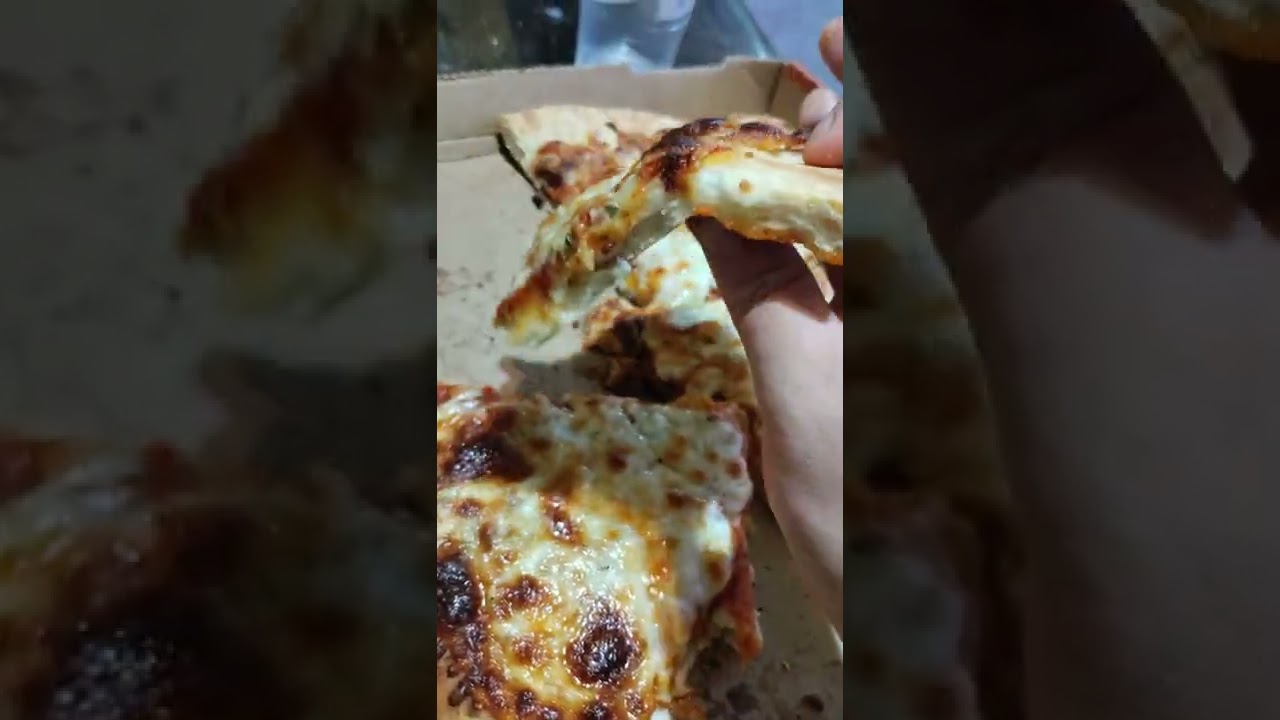 market side cheese pizza from Walmart review. u see the pizza every day but how good is it?